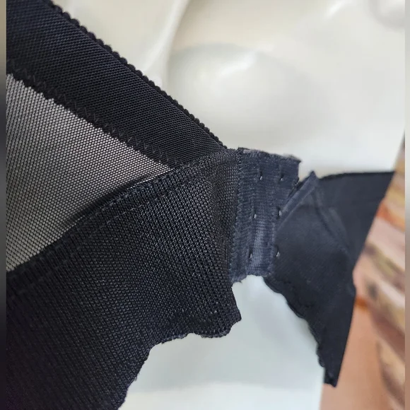 50s BUSTIER Black Strapless Busty Plunge Lace Boned Union Tag Intimate Corset EV - Picture 15 of 16